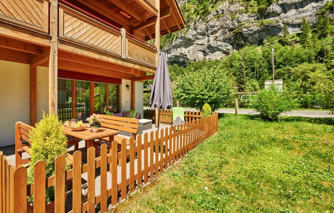Apartment Breithorn - Charming Home - Free Parking & Wifi Лаутербрунен Екстериор снимка