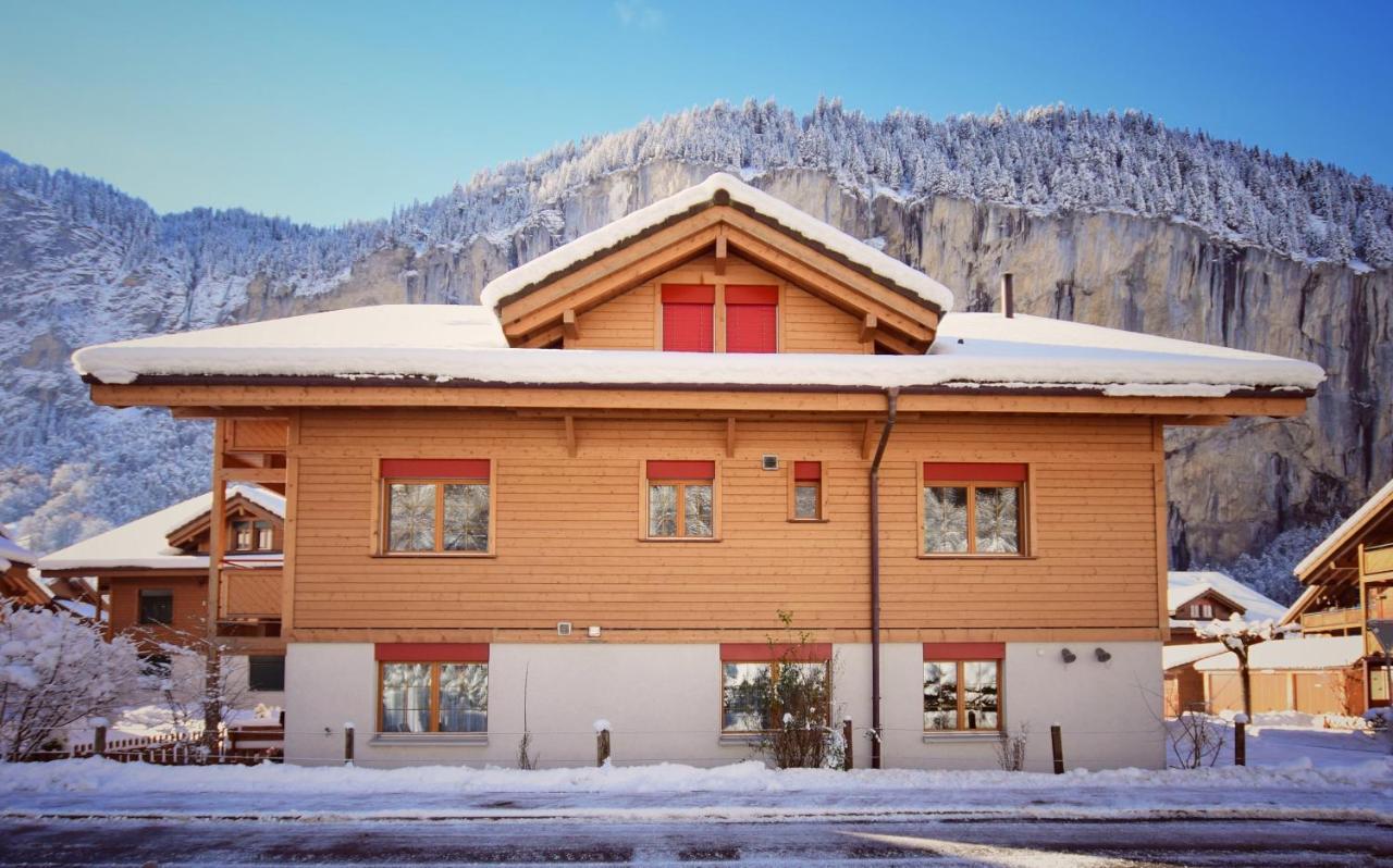 Apartment Breithorn - Charming Home - Free Parking & Wifi Лаутербрунен Екстериор снимка
