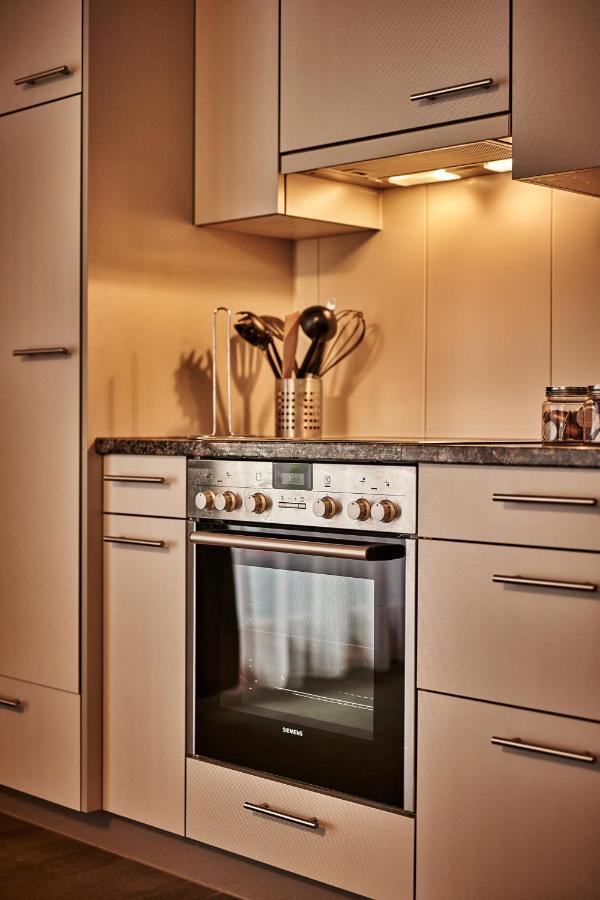 Apartment Breithorn - Charming Home - Free Parking & Wifi Лаутербрунен Екстериор снимка
