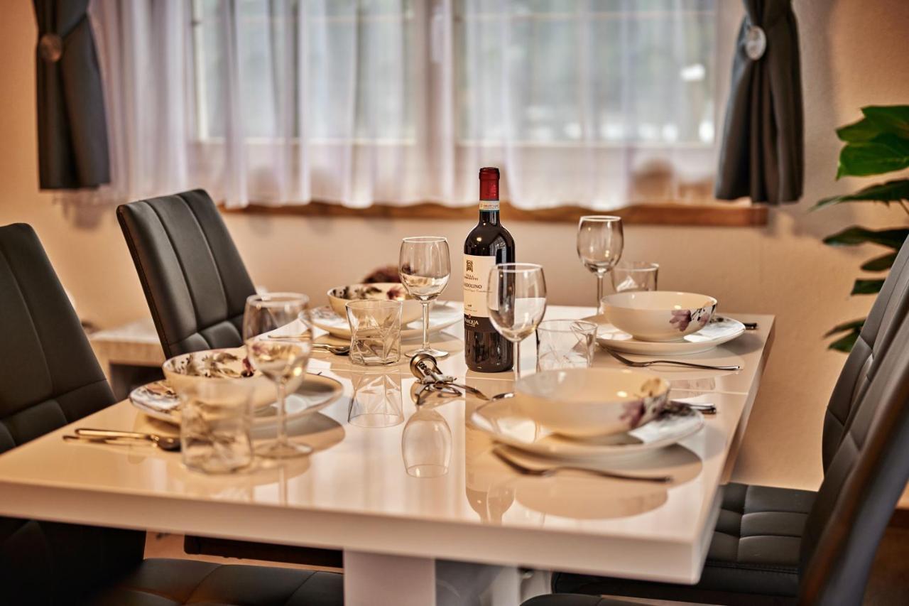 Apartment Breithorn - Charming Home - Free Parking & Wifi Лаутербрунен Екстериор снимка