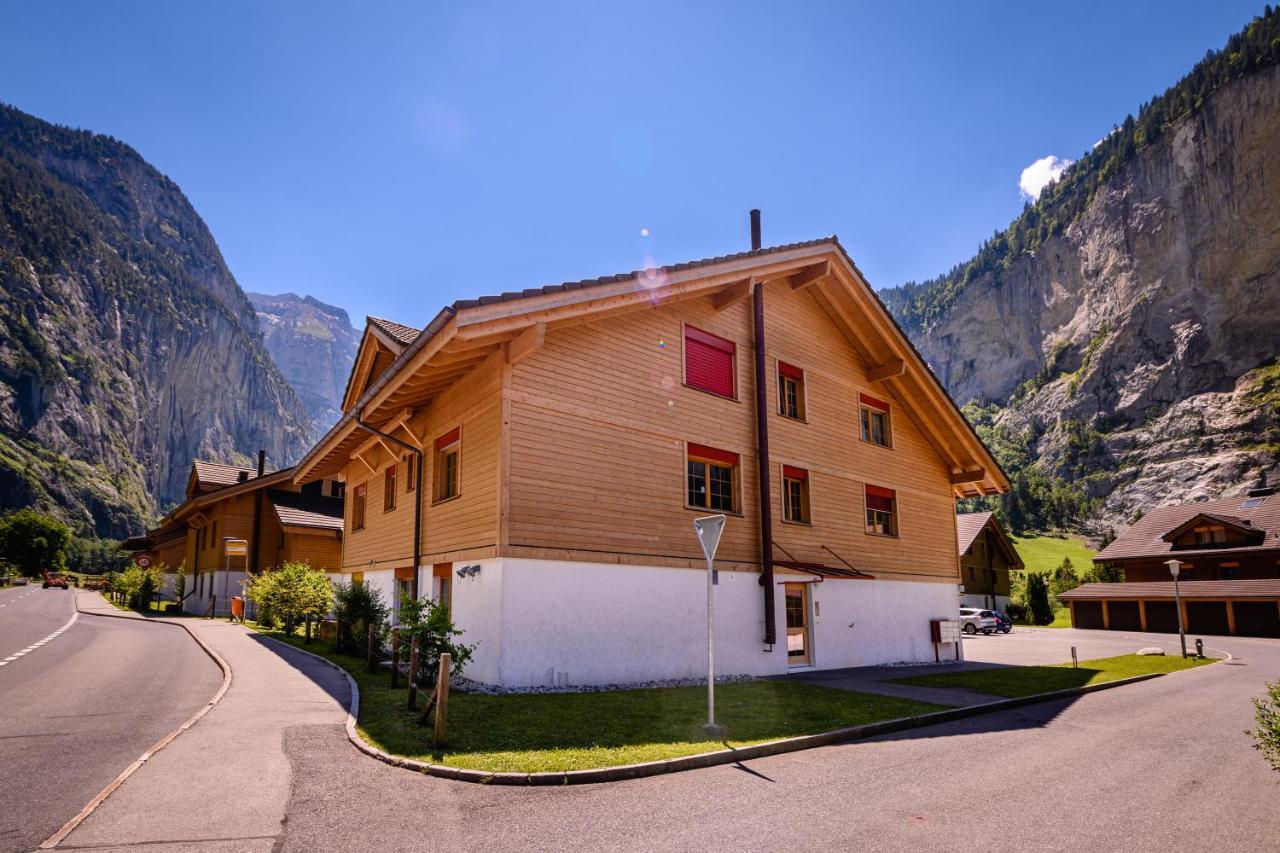 Apartment Breithorn - Charming Home - Free Parking & Wifi Лаутербрунен Екстериор снимка