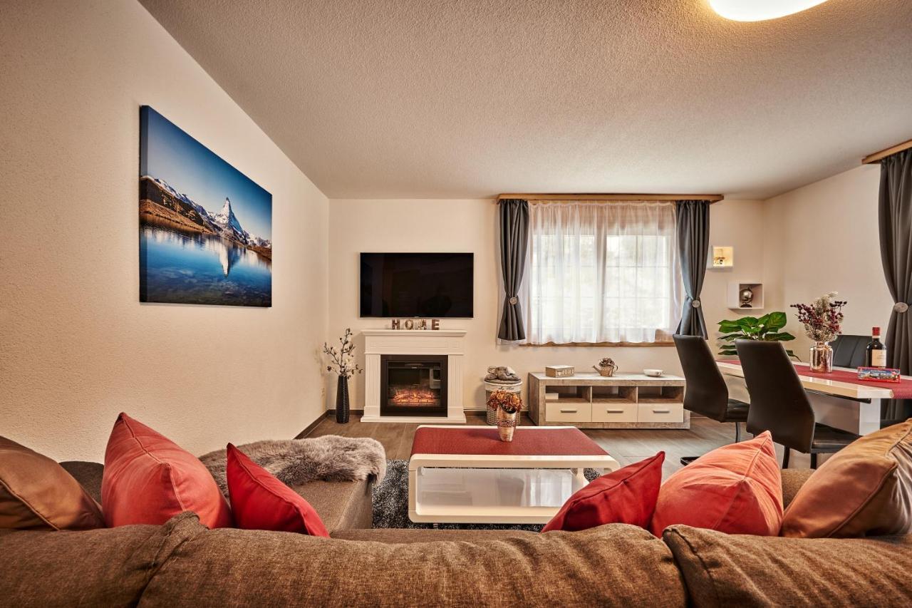 Apartment Breithorn - Charming Home - Free Parking & Wifi Лаутербрунен Екстериор снимка